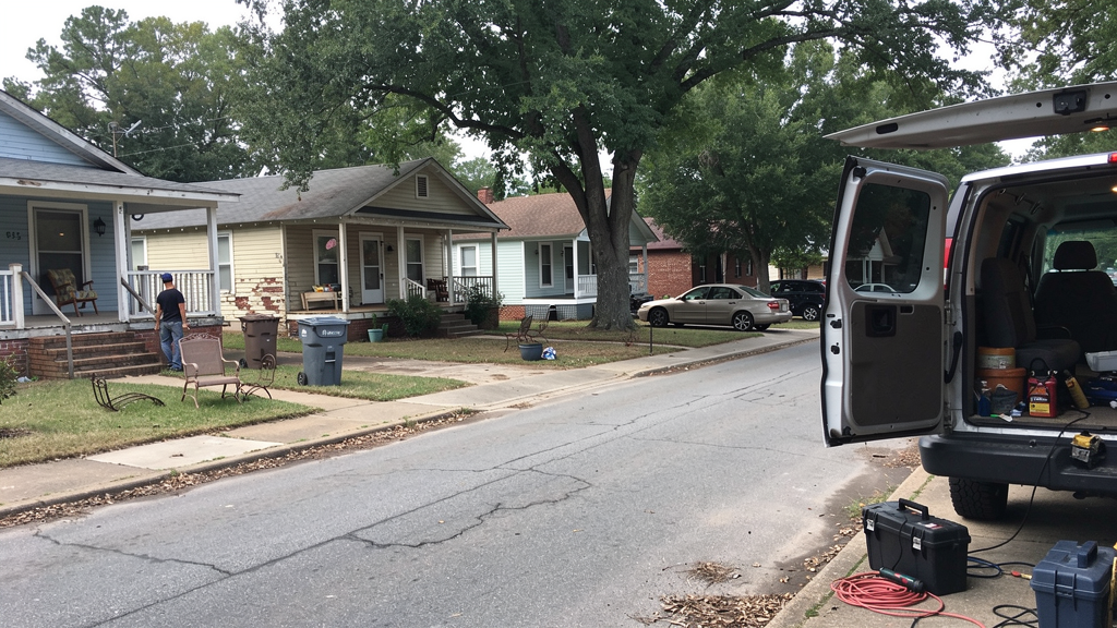 Residential streetscape representative of Bibb City, Georgia